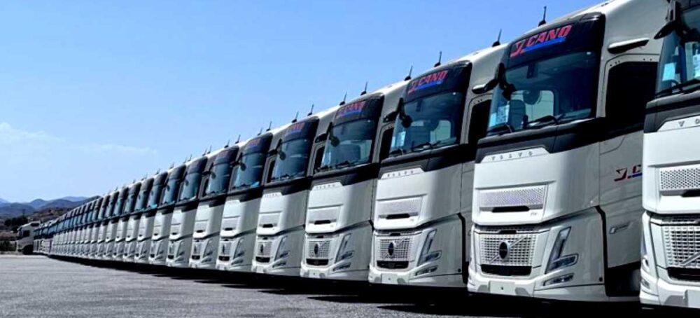 Una gran entrega de camiones Volvo FH Aero en España
